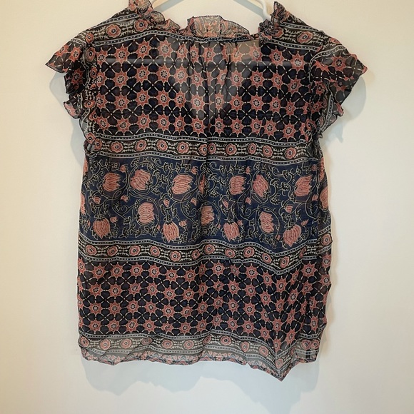 Velvet by Graham and Spencer Sheer Top Pattern S - Picture 7 of 10